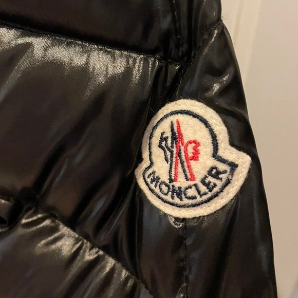 Moncler down jacket - Picture 4 of 11
